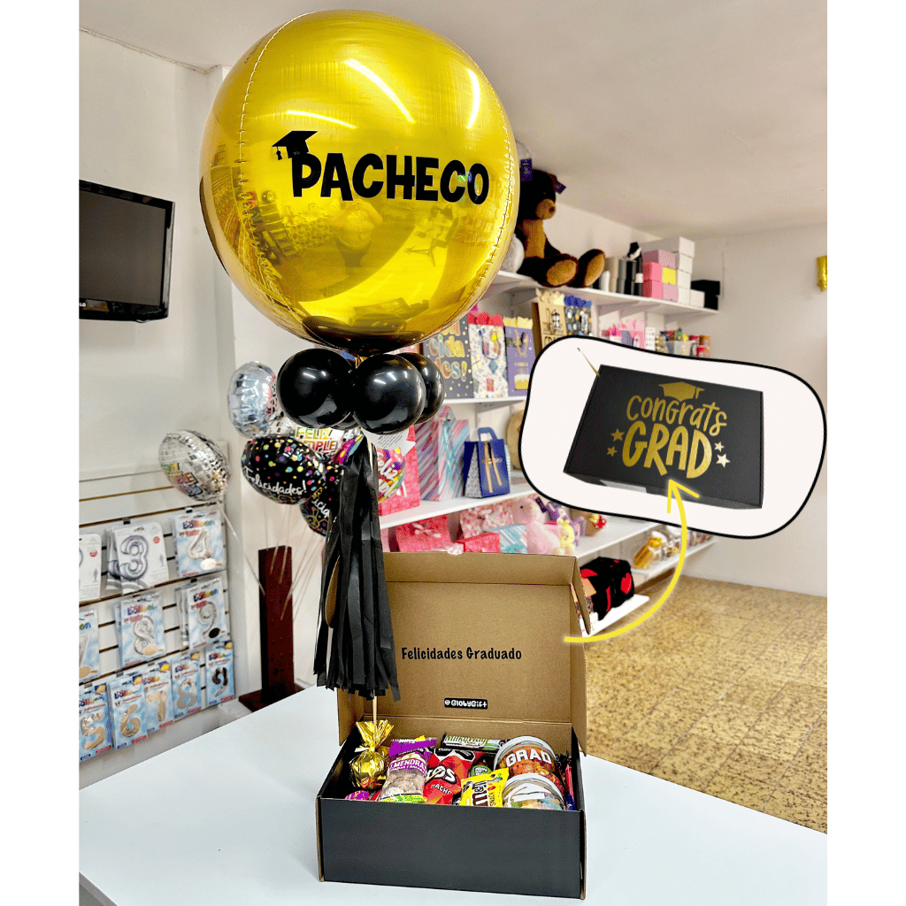 Giftbox caja de regalo con dulces y botanas personalizada con globo orbz esfera personalizado graduado graduada graduación. Servicio a domicilio en Monterrey.