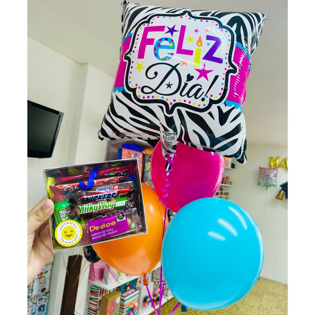 Arreglo de globos con dulces feliz día día del niño. Servicio a domicilio en Monterrey.