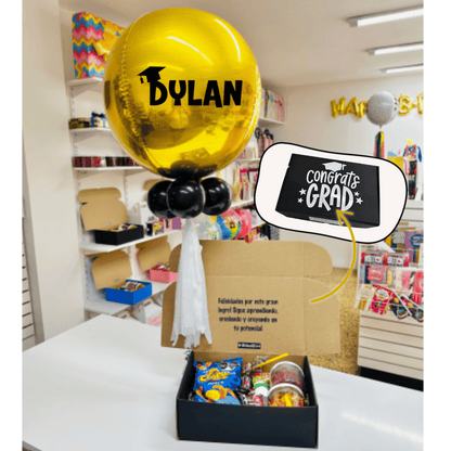 Giftbox caja de regalo con dulces y botanas personalizada con globo orbz esfera personalizado graduado graduada graduación. Servicio a domicilio en Monterrey.