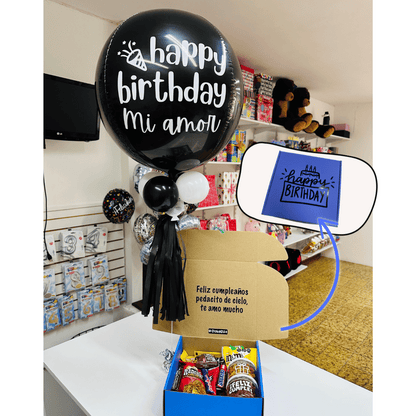 Giftbox caja de regalo personalizada cumpleaños con dulces y botanas. Con globo personalizado. Servicio a domicilio en Monterrey.