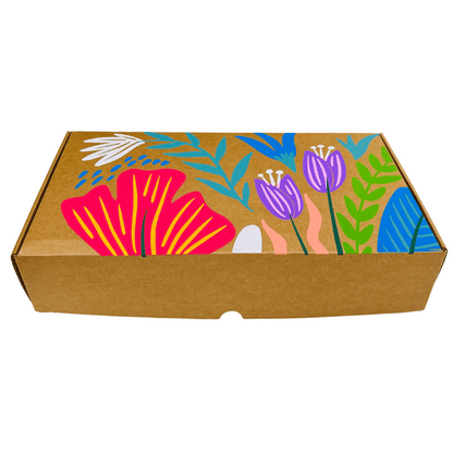 Giftbox caja con dulces botanas mascarillas faciales con globo para mamá abuela abuelita día de las madres 10 de mayo. Servicio a domicilio en Monterrey.